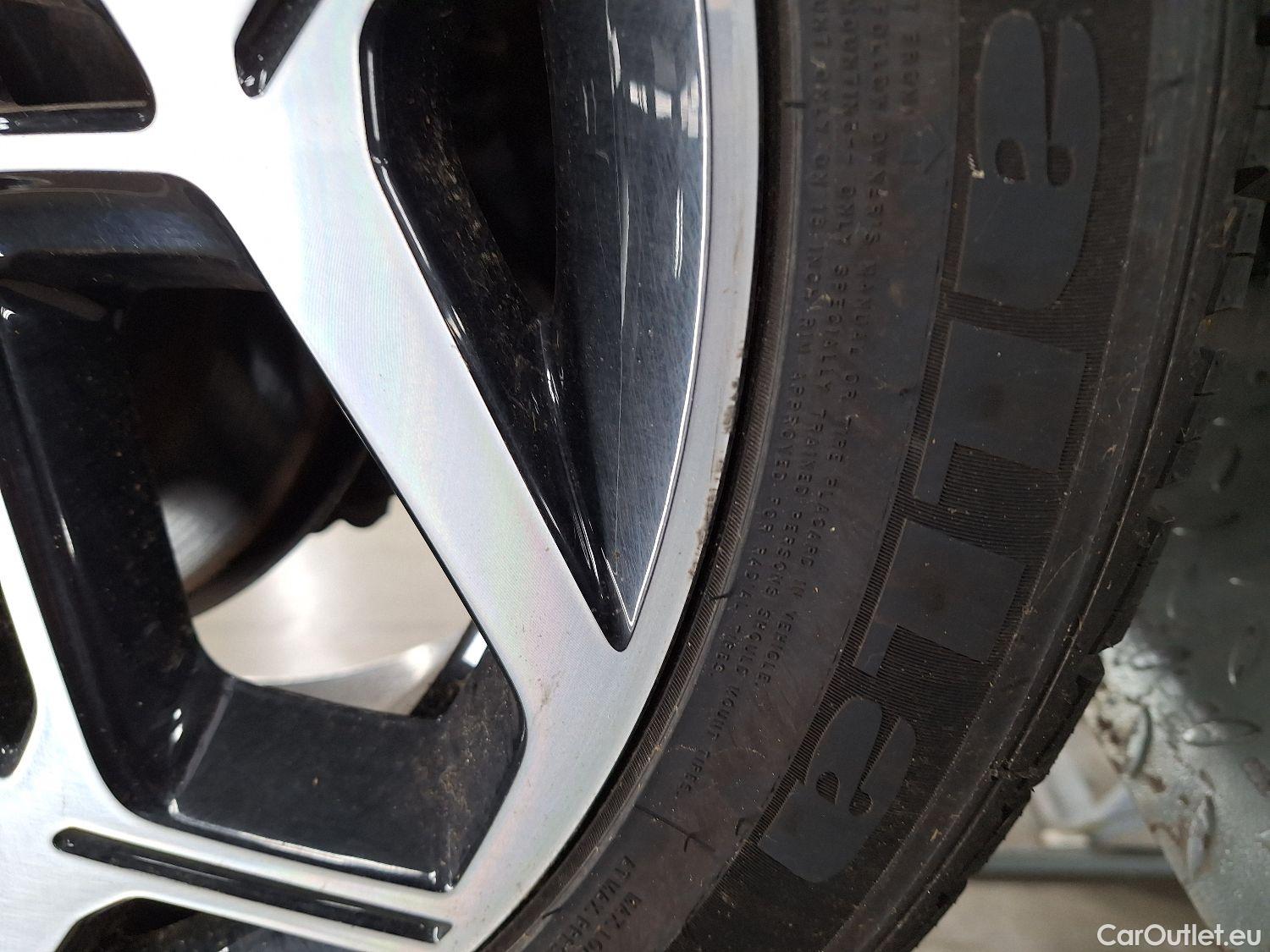  KIA  XCeed Kia,  FL'22, KIA  1.6 CRDi 136 MHEV DCT GT Line 5d #6