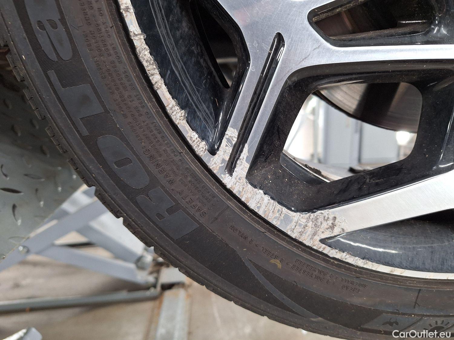  KIA  XCeed Kia,  FL'22, KIA  1.6 CRDi 136 MHEV DCT GT Line 5d #4