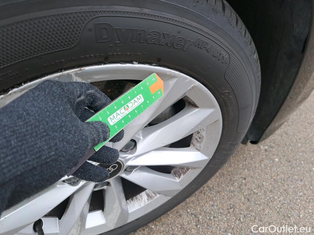  Audi  A3 AUDI  / 2020 / 5P / berlina con portón Sportback 30 TFSI 81kW (110CV) S tronic #4