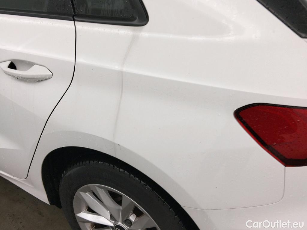  Audi  A3 AUDI  / 2020 / 5P / berlina con portón Sportback 30 TFSI 81kW (110CV) S tronic #9