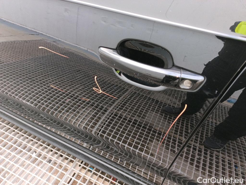  Audi  A3 AUDI  5p 3G berlina con portón sport edition 2.0 TDI S tronic Sportback #2