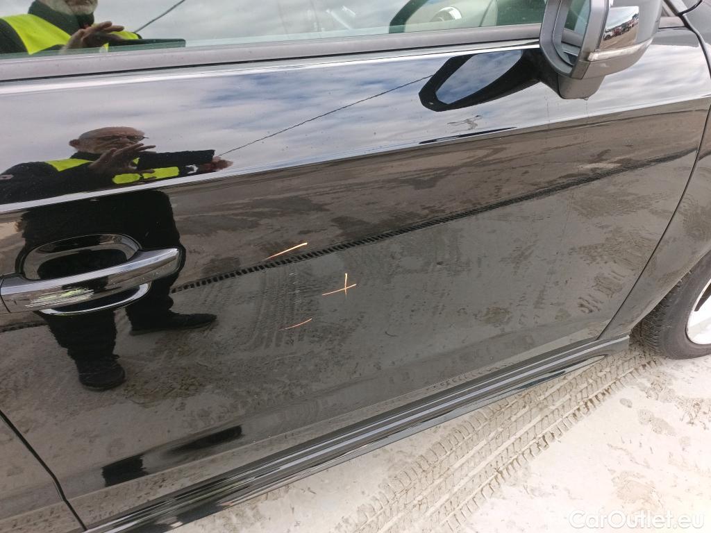  Audi  A3 AUDI  5p 3G berlina con portón sport edition 2.0 TDI S tronic Sportback #3