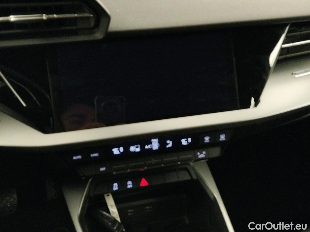  Audi  A3 AUDI  / 2020 / 5P / berlina con portón Sportback 30 TFSI 81kW (110CV) S tronic #17