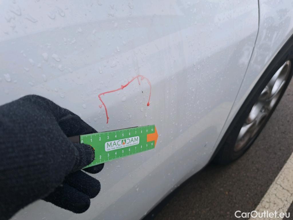  Alfa Romeo  TONALE Alfa Romeo  / 2022 / 5P / todoterreno 1.5 MHEV GASOLINA 130 CV SPRINT FWD #6