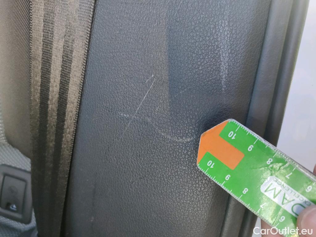  Audi  Q2 AUDI  / 2016 / 5P / todoterreno Design 30 TFSI 85kW (116CV) #10