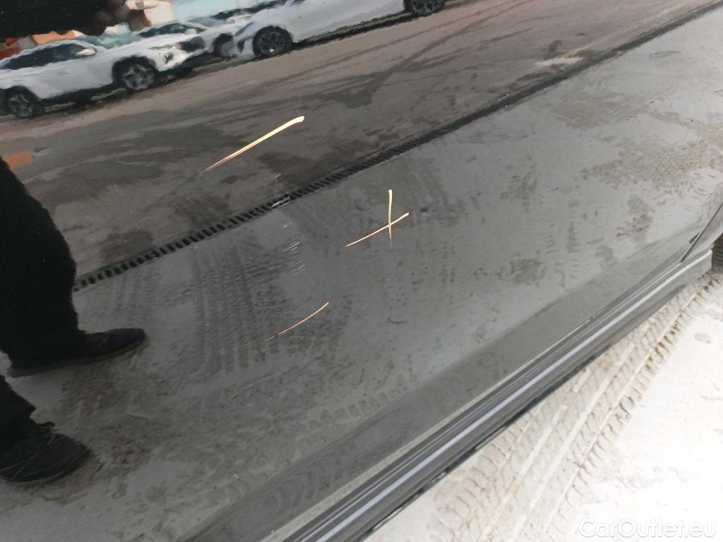  Audi  A3 AUDI  5p 3G berlina con portón sport edition 2.0 TDI S tronic Sportback #4