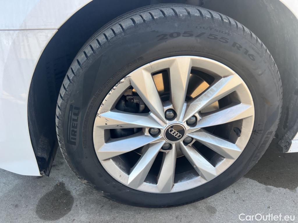  Audi  A3 AUDI  / 2020 / 4P / sedán Sedan 30 TFSI 81kW (110CV) S tronic #15