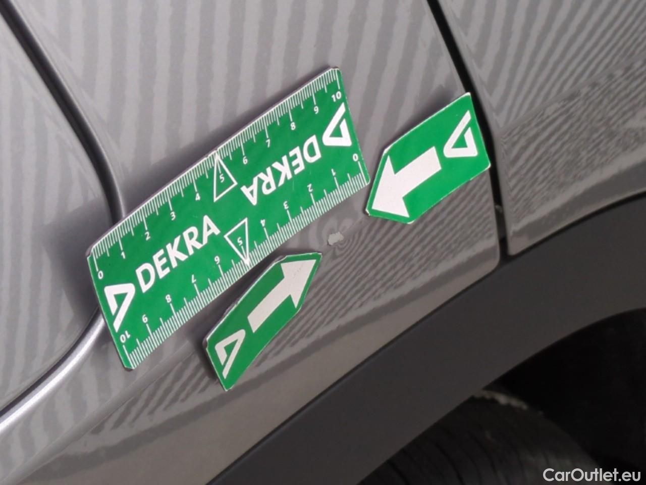  Bmw  X1 BMW  / 2022 / 5P / SUV xDrive25e Business Design DKG7 #6