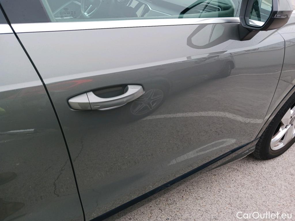  Audi  Q3 AUDI  / 2018 / 5P / todoterreno Advanced 35 TDI 110kW (150CV) S tronic #3