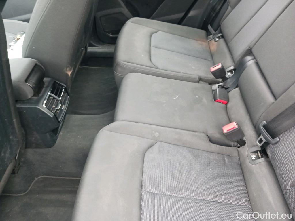  Audi  Q3 AUDI  / 2018 / 5P / todoterreno Advanced 35 TDI 110kW (150CV) S tronic #8