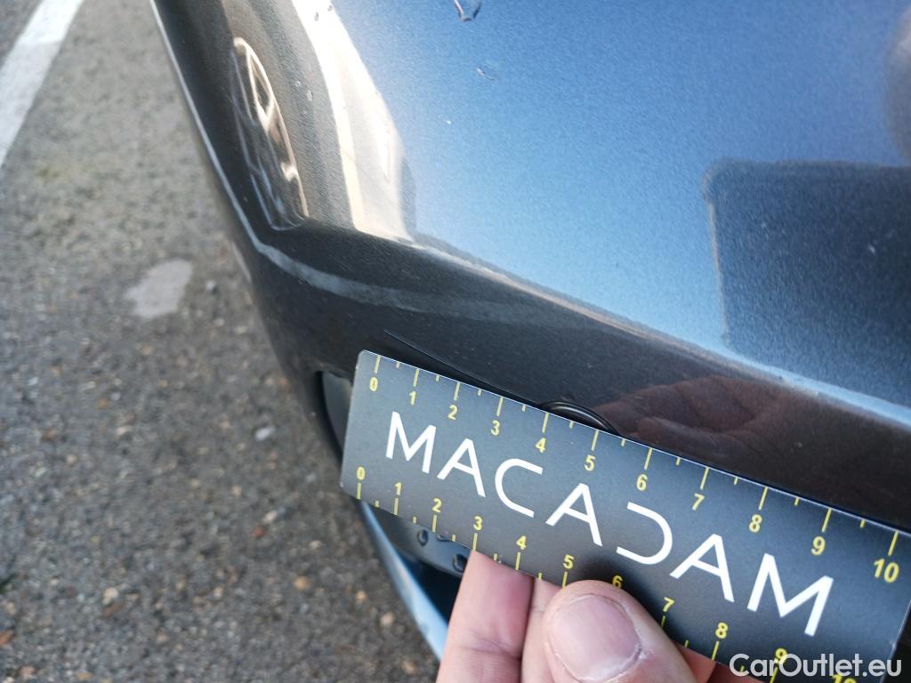  Bmw  Serie 1 BMW  / 2019 / 5P / berlina con portón 118i #12