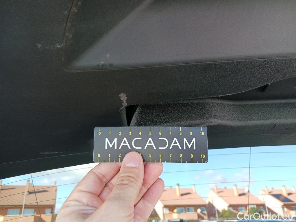  Bmw  Serie 1 BMW  / 2019 / 5P / berlina con portón 118i #6