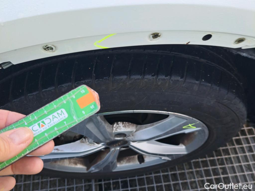  Audi  Q5 AUDI  / 2016 / 5P / todoterreno S line 35 TDI 120kW quattro S tronic #4