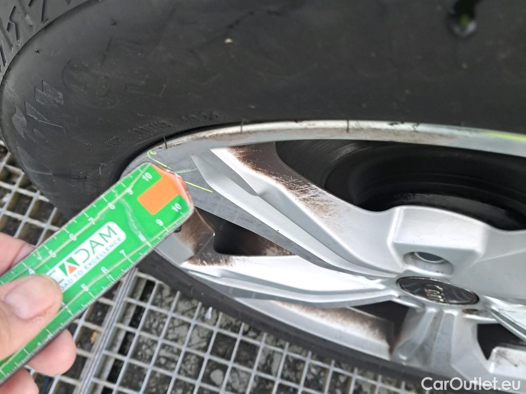  Audi  Q5 AUDI  / 2016 / 5P / todoterreno S line 35 TDI 120kW quattro S tronic #26