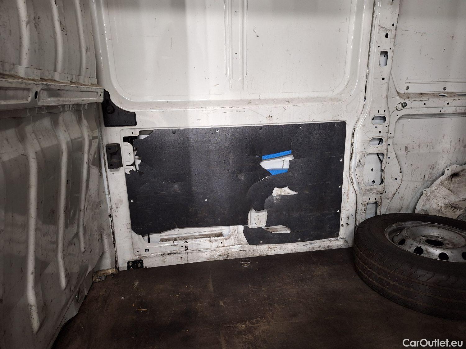  Citroen  Jumper Citroën, _ '14, Citroën  35 L2H2 - 2.2 BlueHDi 140 S&S Drive #24