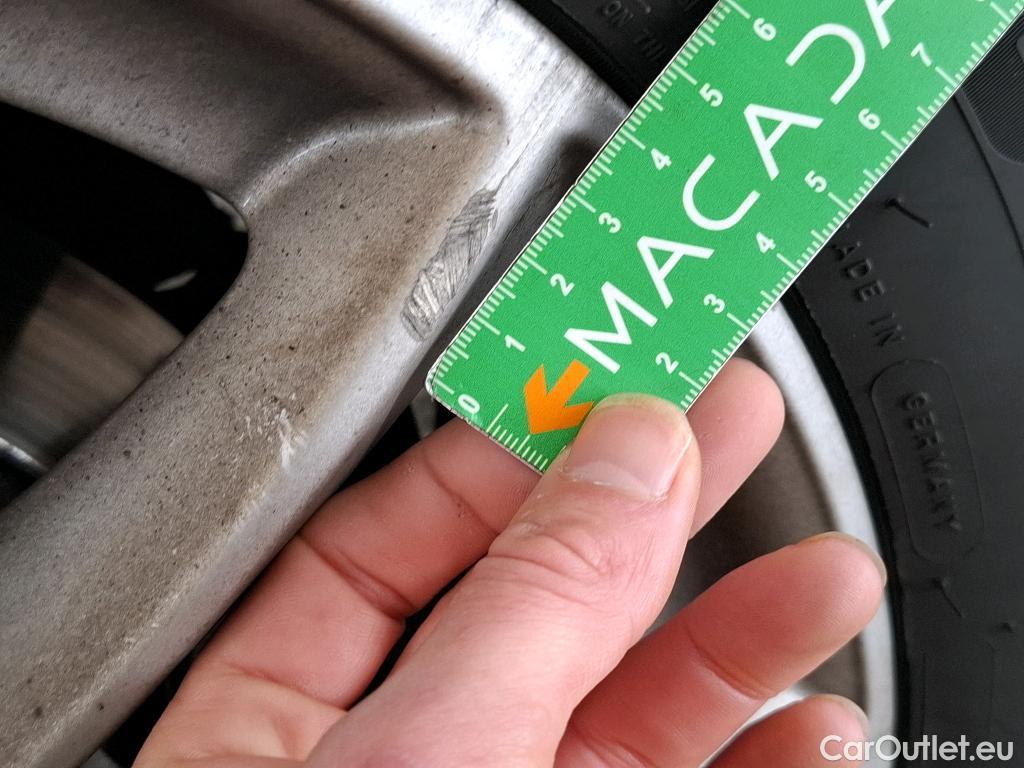  Bmw  Serie 2 BMW  Gran Tourer / 2018 / 5P / monospace 216d Business Design DKG7 #28