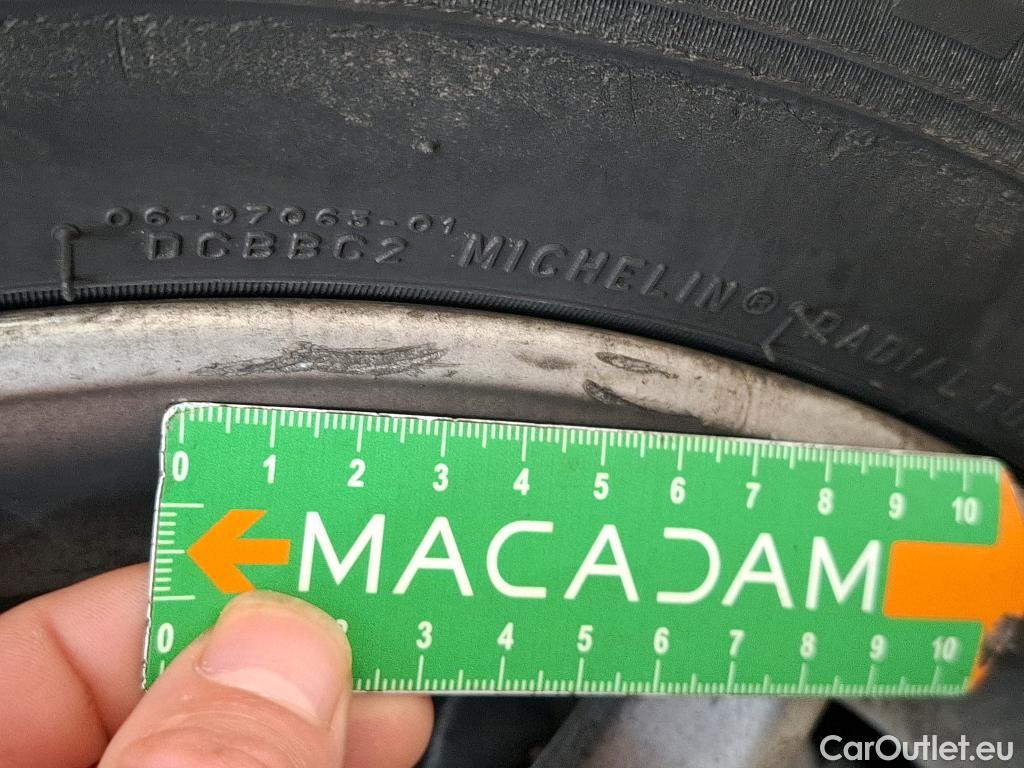  Bmw  Serie 2 BMW  Gran Tourer / 2018 / 5P / monospace 216d Business Design DKG7 #42