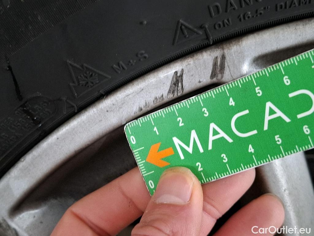  Bmw  Serie 2 BMW  Gran Tourer / 2018 / 5P / monospace 216d Business Design DKG7 #25