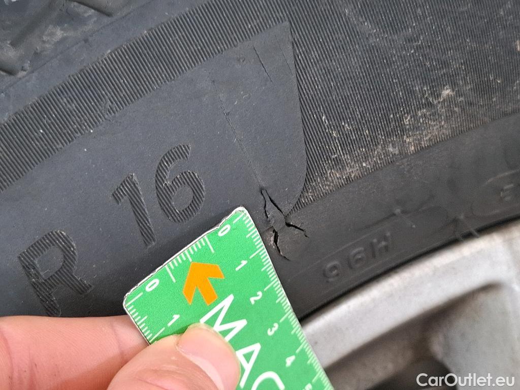  Bmw  Serie 2 BMW  Gran Tourer / 2018 / 5P / monospace 216d Business Design DKG7 #10