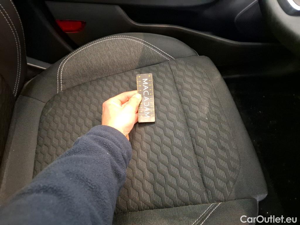  Ford  Puma FORD  / 2019 / 5P / SUV 1.0 EcoBoost Hybrid 125(mHEV) TITANIUM B #3