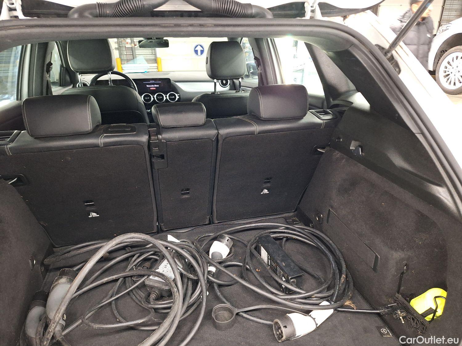  Mercedes  GLA Mercedes,  '20 PHEV, Mercedes-Benz   250e Business Solution 5d #49