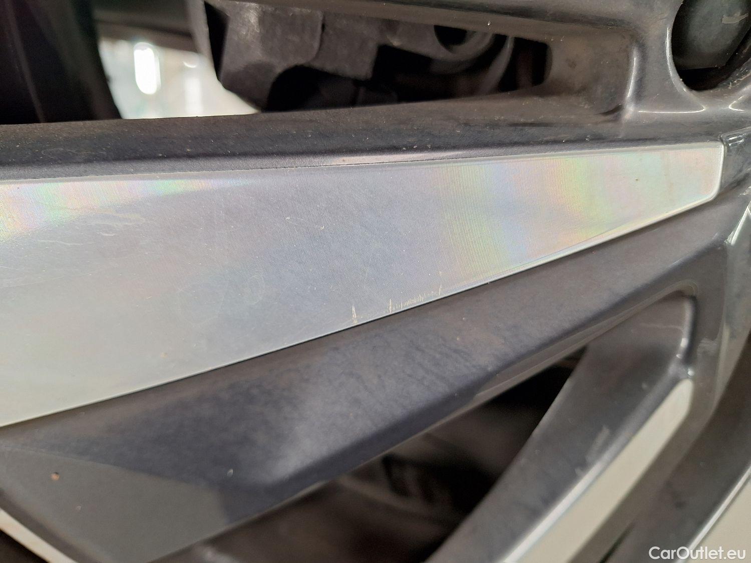  Peugeot  5008 Peugeot,  '16, Peugeot  1.5 BlueHDi 96kW S&S EAT8 GT Line 5d 7pl #16