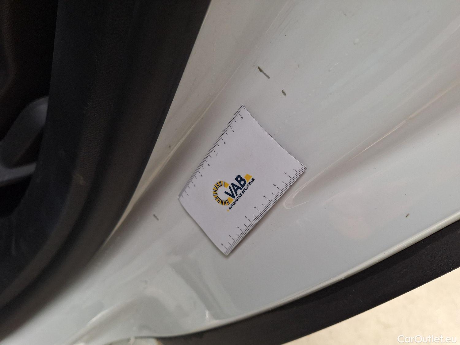  Peugeot  5008 Peugeot,  '16, Peugeot  1.5 BlueHDi 96kW S&S EAT8 GT Line 5d 7pl #33