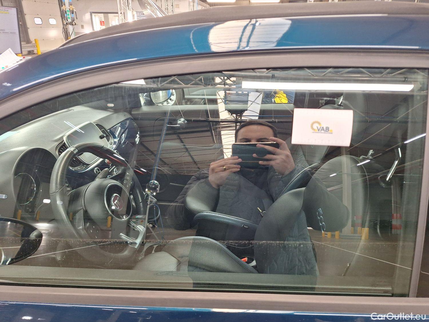  Fiat  500 Fiat, C '15, Fiat C 1.0 Hybrid 70 Launch Edition 2d #29