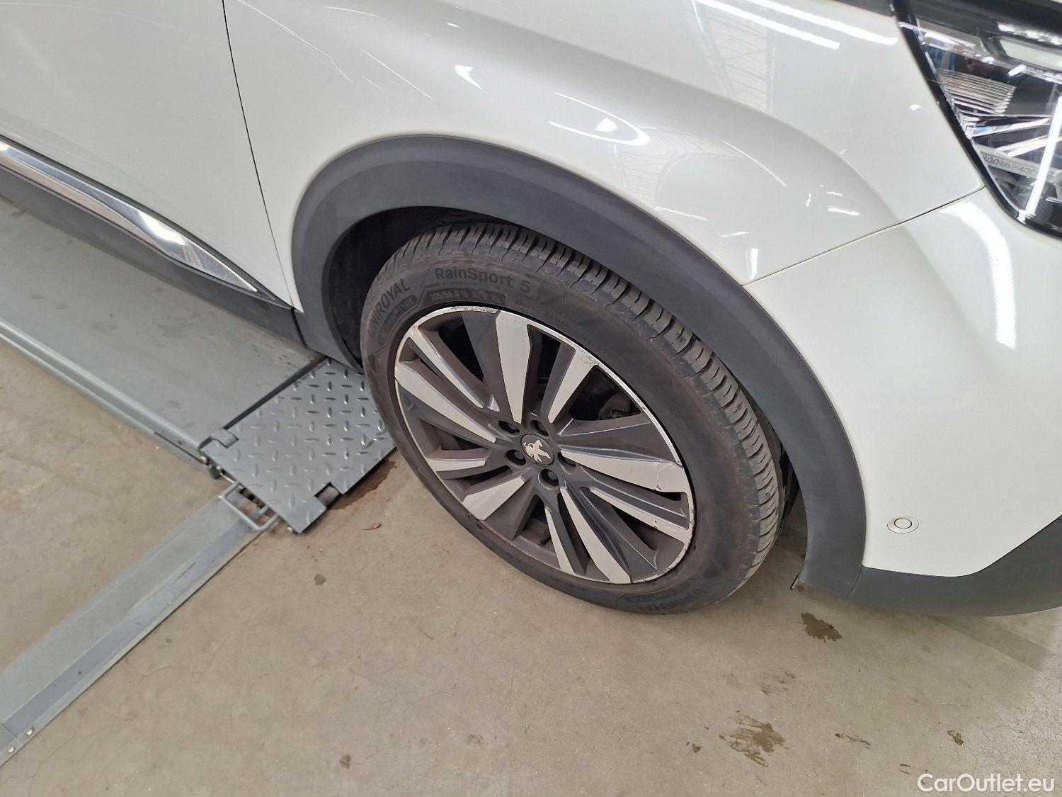  Peugeot  5008 Peugeot,  '16, Peugeot  1.5 BlueHDi 96kW S&S EAT8 GT Line 5d 7pl #40