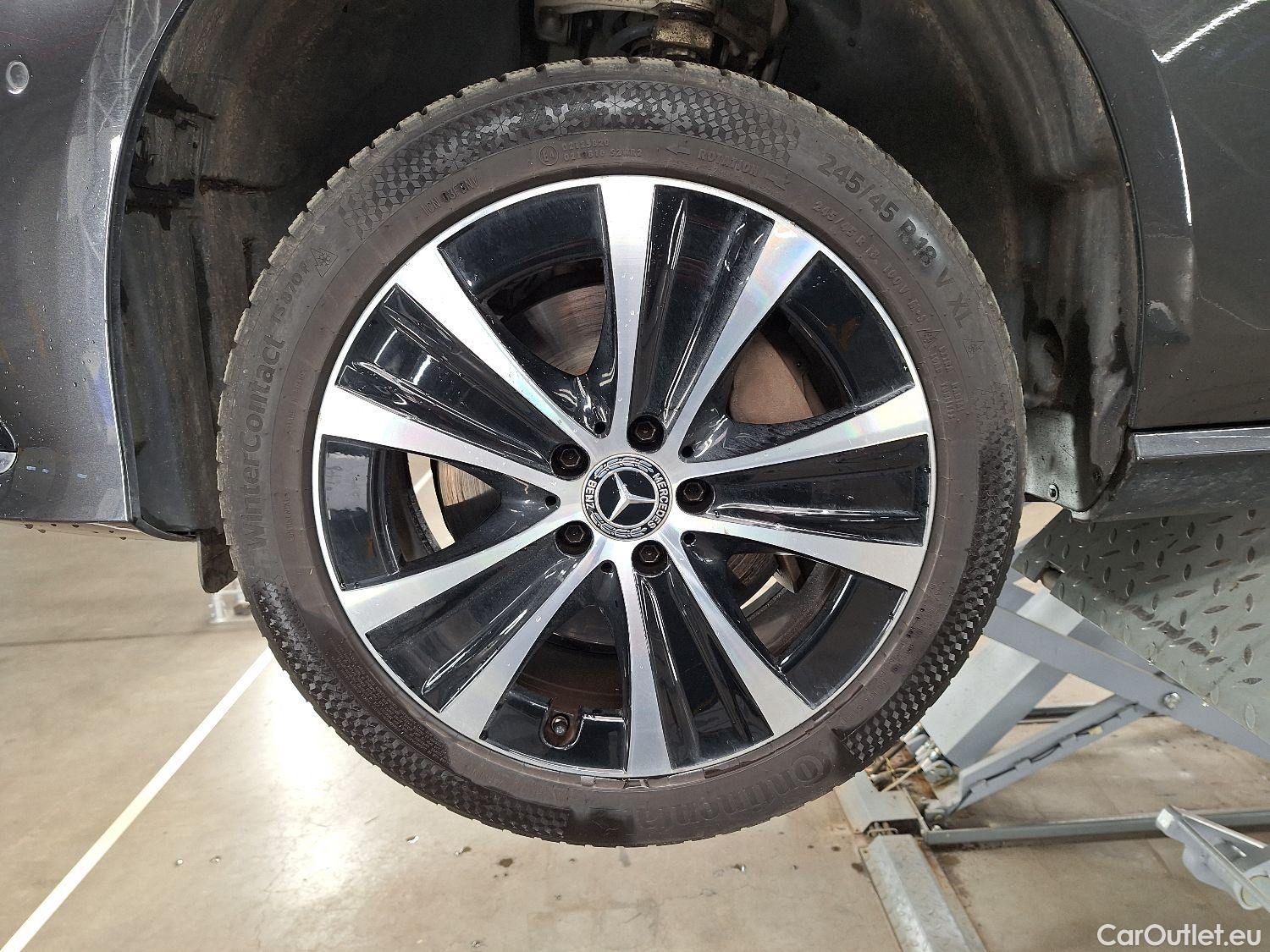  Mercedes  E-Klasse Mercedes, E-Class FL'20 PHEV, Mercedes-Benz  Berline E 300 de 4MATIC Bus #17