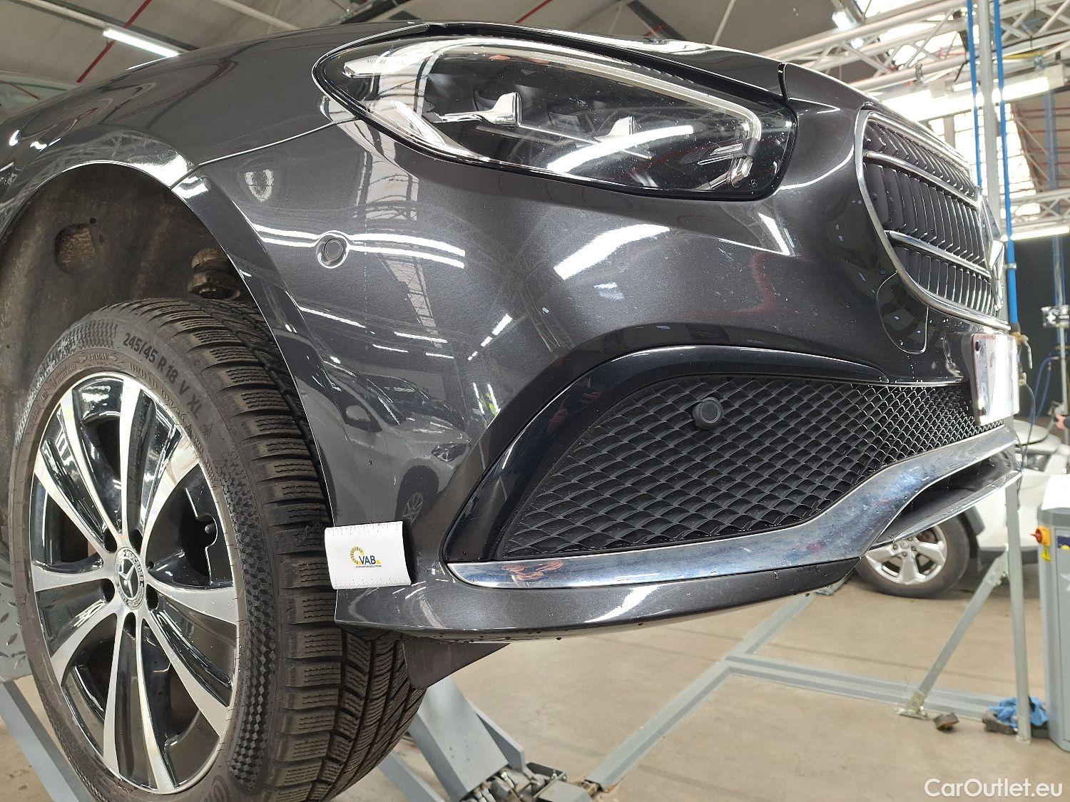  Mercedes  E-Klasse Mercedes, E-Class FL'20 PHEV, Mercedes-Benz  Berline E 300 de 4MATIC Bus #4