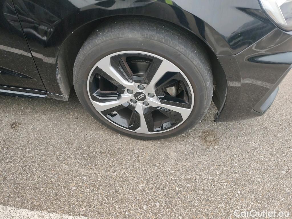  Audi  A1 Sportback AUDI A1 / 2018 / 5P / berlina con portón Sportback Adrenalin 30 TFSI 81kW (110CV)(SP) #7