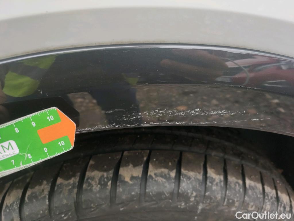  Audi  Q2 AUDI  / 2016 / 5P / todoterreno Design 30 TFSI 85kW (116CV) #22