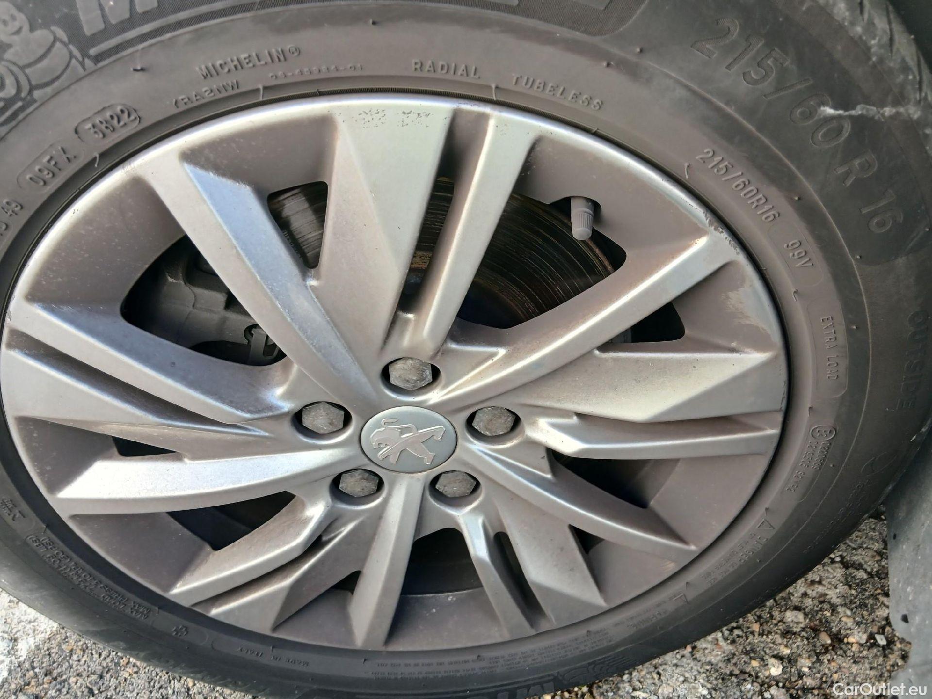  Peugeot  508 PEUGEOT  / 2018 / 5P / berlina con portón 5P Business Line BlueHDi 96kW S&S 6vel #6