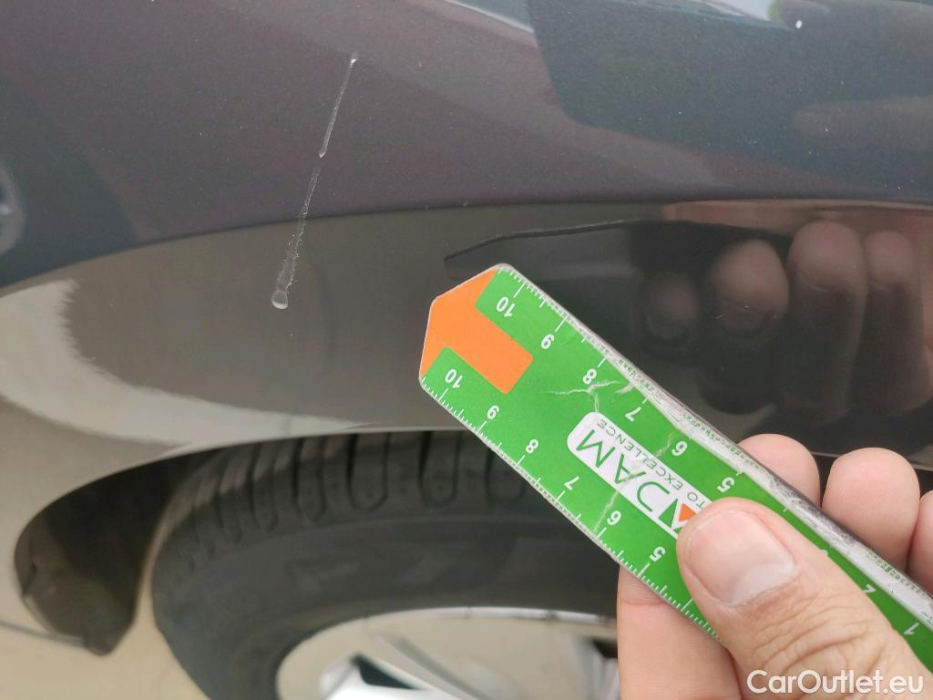  Volkswagen  Golf  VOLKSWAGEN / 2020 / 5P / berlina con portón Life 1.5 TSI 96kW (130CV) #8