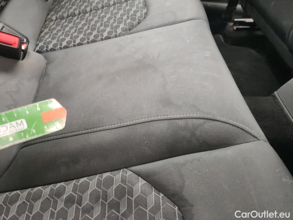  Audi  A1 Sportback AUDI A1 / 2018 / 5P / berlina con portón Sportback Adrenalin 30 TFSI 81kW (110CV)(SP) #16