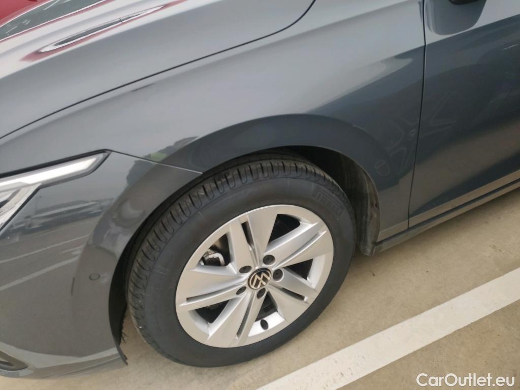  Volkswagen  Golf  VOLKSWAGEN / 2020 / 5P / berlina con portón Life 1.5 TSI 96kW (130CV) #5