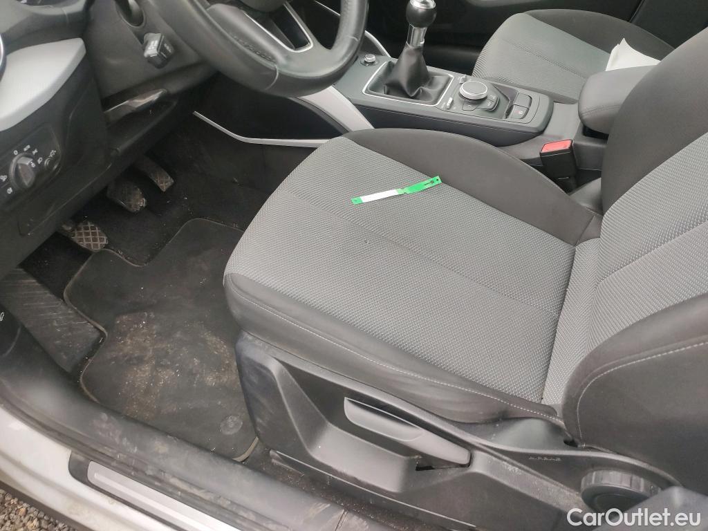  Audi  Q2 AUDI  / 2016 / 5P / todoterreno Design 30 TFSI 85kW (116CV) #3