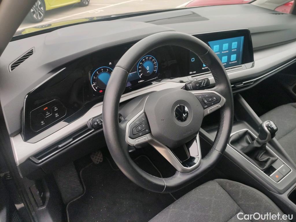  Volkswagen  Golf  VOLKSWAGEN / 2020 / 5P / berlina con portón Life 1.5 TSI 96kW (130CV) #10