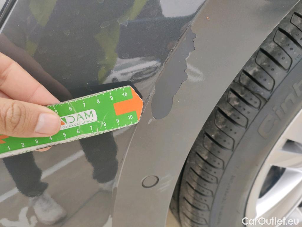  Volkswagen  Golf  VOLKSWAGEN / 2020 / 5P / berlina con portón Life 1.5 TSI 96kW (130CV) #12