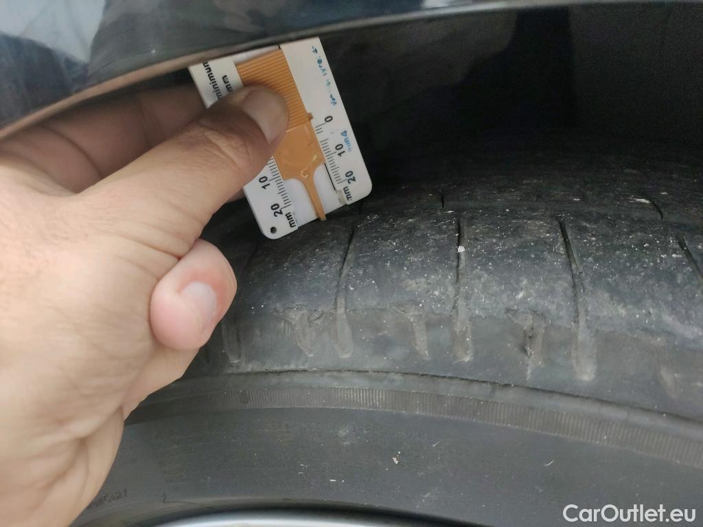  Audi  A1 Sportback AUDI A1 / 2018 / 5P / berlina con portón Sportback Adrenalin 30 TFSI 81kW (110CV)(SP) #14