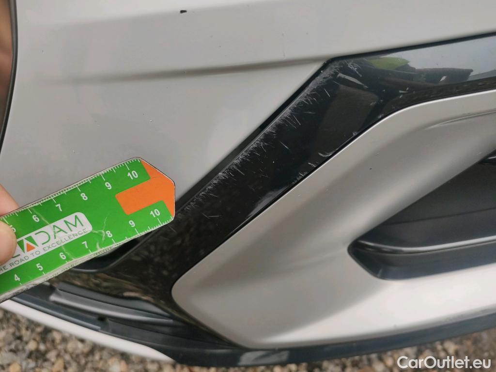  Audi  Q2 AUDI  / 2016 / 5P / todoterreno Design 30 TFSI 85kW (116CV) #12