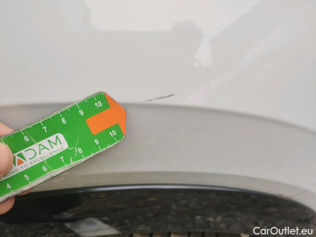  Audi  Q2 AUDI  / 2016 / 5P / todoterreno Design 30 TFSI 85kW (116CV) #8