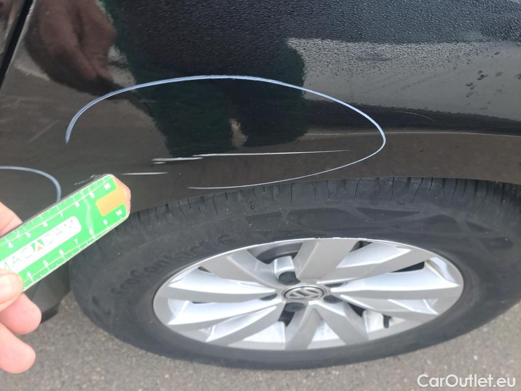  Volkswagen  Passat VOLKSWAGEN  / 2019 / 5P / familiar Variant Business 2.0 TDI 110kW #6