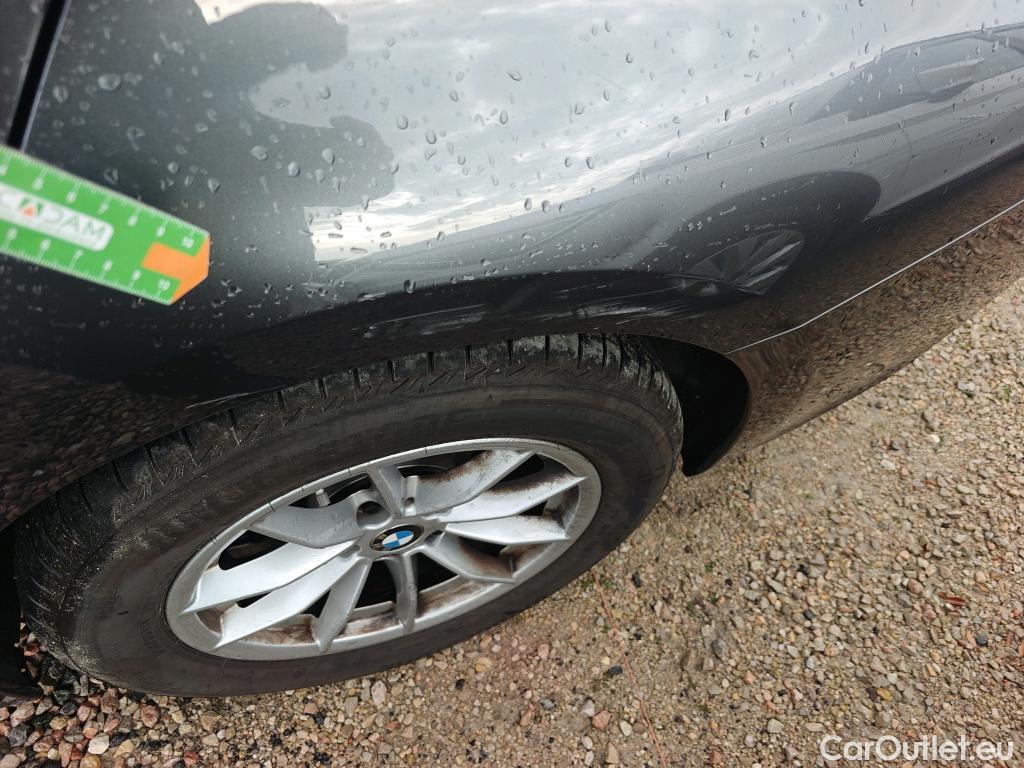  Bmw  Serie 3 BMW  / 2018 / 4P / sedán 318d Auto. #2