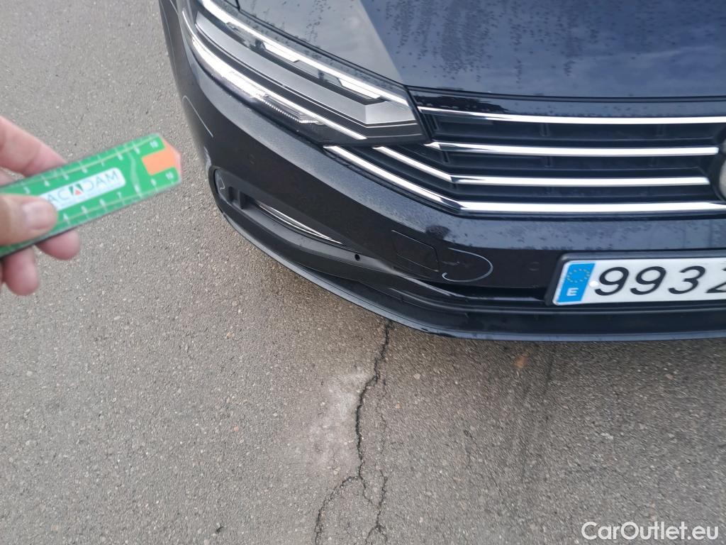  Volkswagen  Passat VOLKSWAGEN  / 2019 / 5P / familiar Variant Business 2.0 TDI 110kW #15