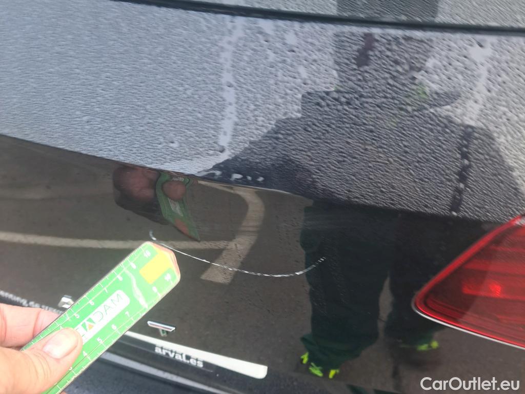  Volkswagen  Passat VOLKSWAGEN  / 2019 / 5P / familiar Variant Business 2.0 TDI 110kW #31