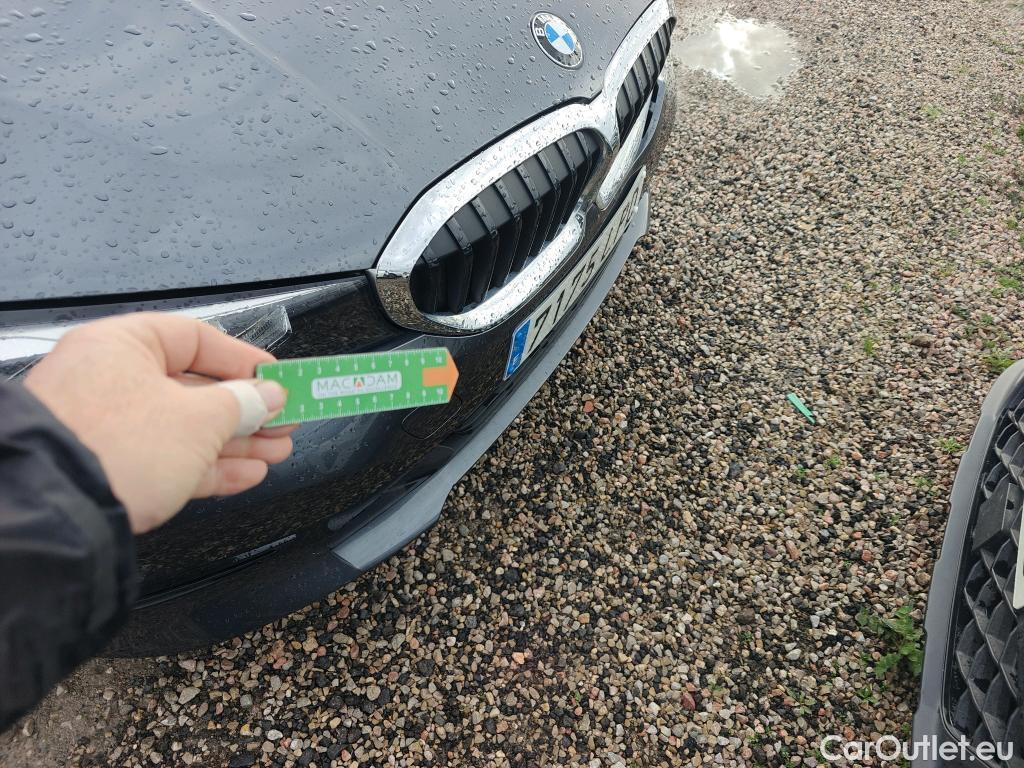  Bmw  Serie 3 BMW  / 2018 / 4P / sedán 318d Auto. #7