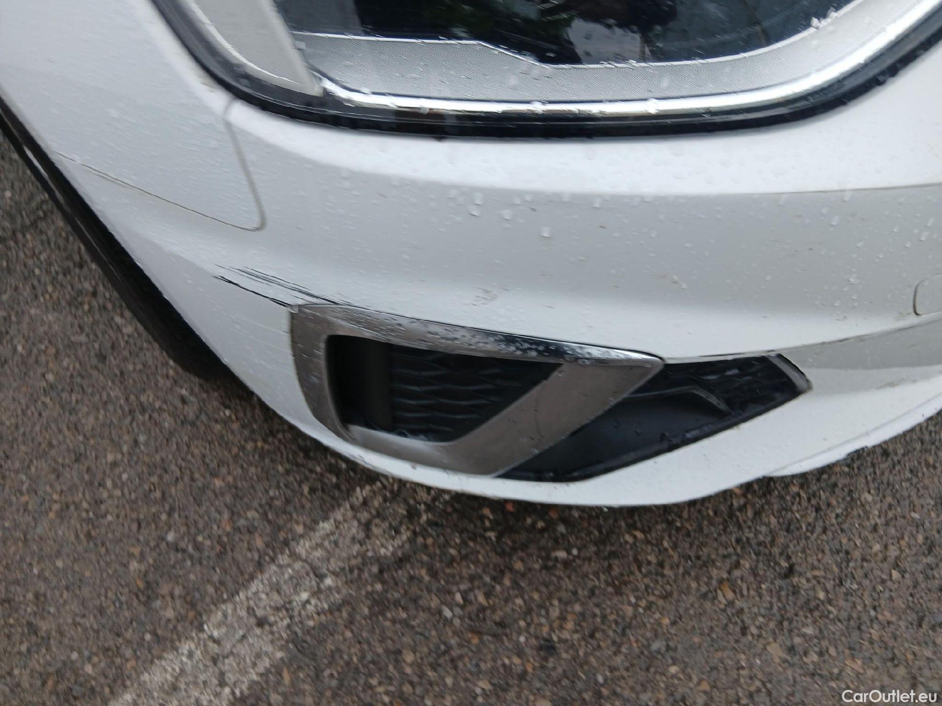  Audi  A4 AUDI  / 2019 / 4P / sedán S line 35 TDI 120kW (163CV) S tronic #3