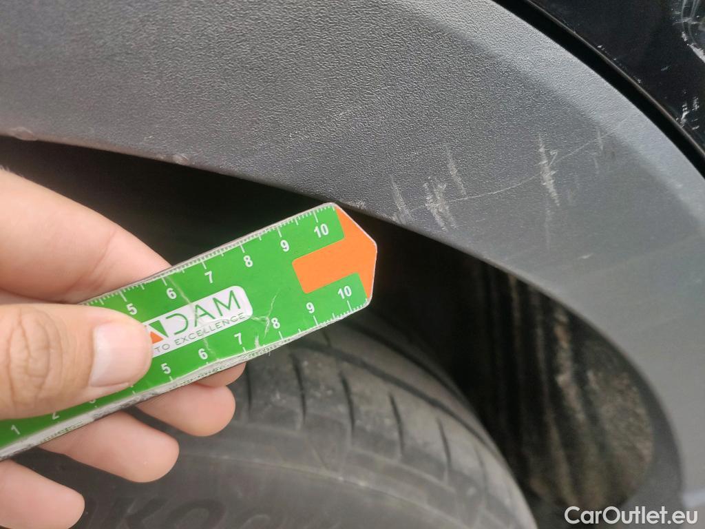  Audi  Q3 AUDI  / 2018 / 5P / todoterreno 45 TFSI e 180kW S tronic Advanced #30